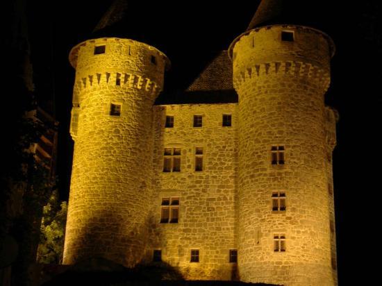 LE CHATEAU DE VAL A LANOBRE (15)