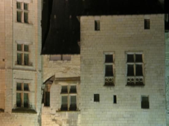 LE CHATEAU ET LA VILLE DE SAUMUR ILLUMINES