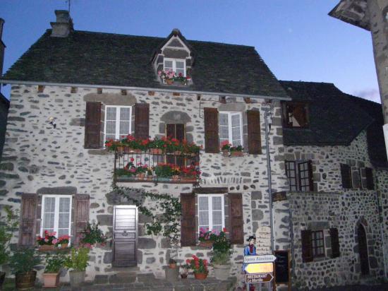 VISITE DE SALERS (15)