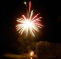 UN FEU D'ARTIFICE DU 13 JUILLET EN SAUMUROIS