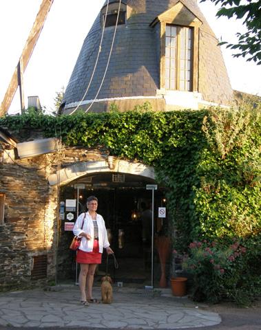DINER DU 22 JUIN 2009 AU RESTAURANT « LA CROIX CADEAU » D'AVRILLE