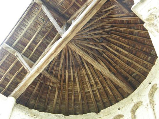 LE PRIEURE ST LEONARD DE L'ILE BOUCHARD (37)