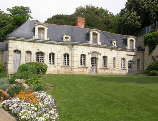 LE JARDIN DES PLANTES DE SAUMUR